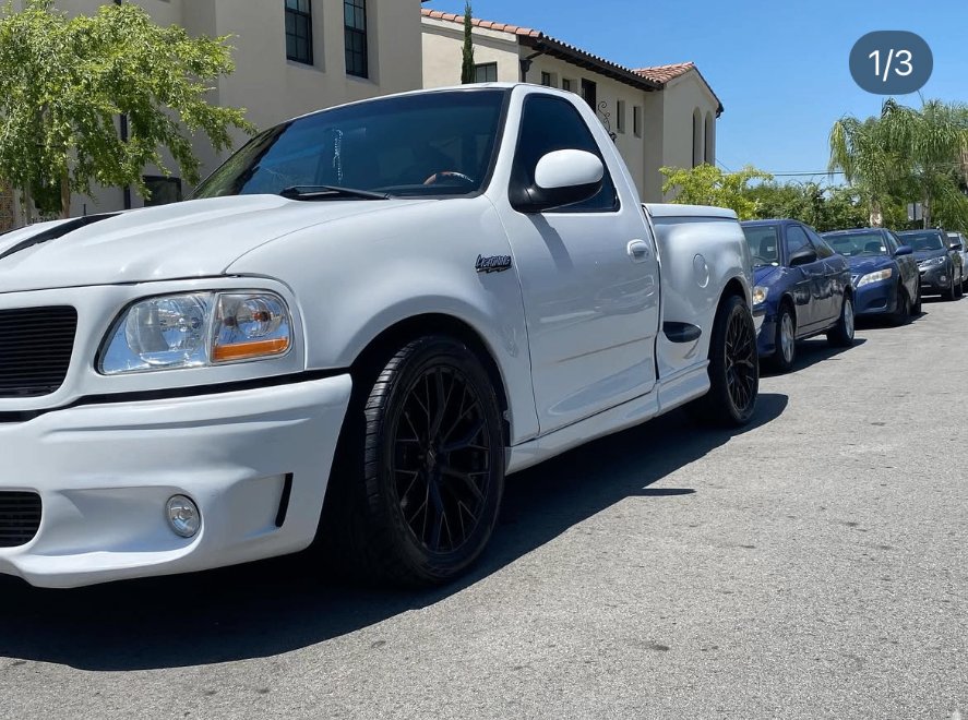White Pickup